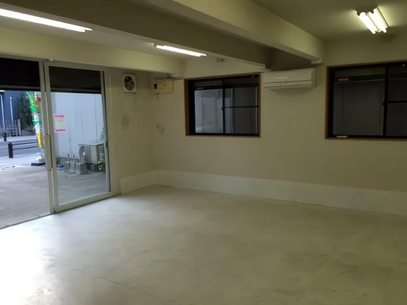 横須賀中央のスケルトン物件の内装