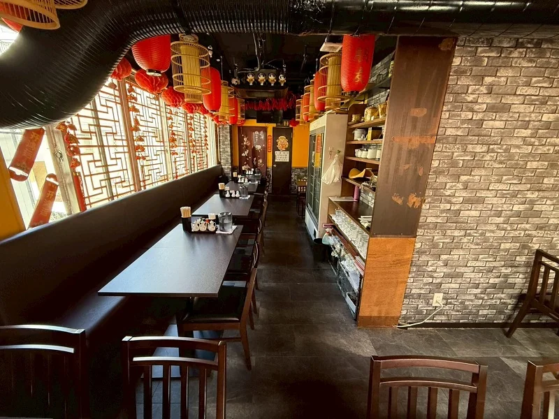 中華料理の居抜き物件の内装