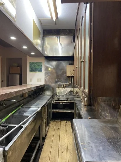 阪東橋のカフェ・喫茶店居抜きの厨房