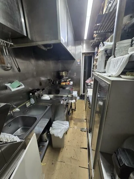 西川口の居抜き店舗の厨房