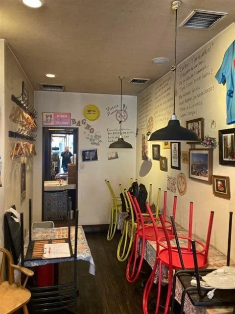 イタリアンの居抜き物件の内装