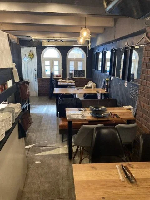 荻窪のビストロ・洋食居抜きの内装