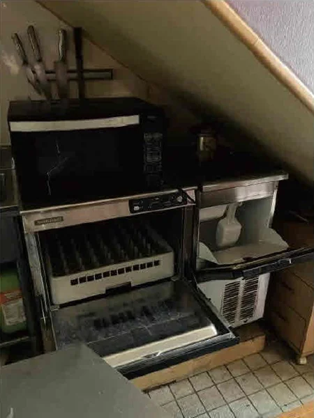 鶴川の居酒屋居抜きの厨房