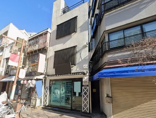 浅草の事務所仕様店舗物件の外観