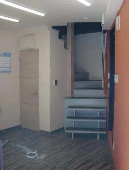 浅草の事務所仕様店舗物件の内装