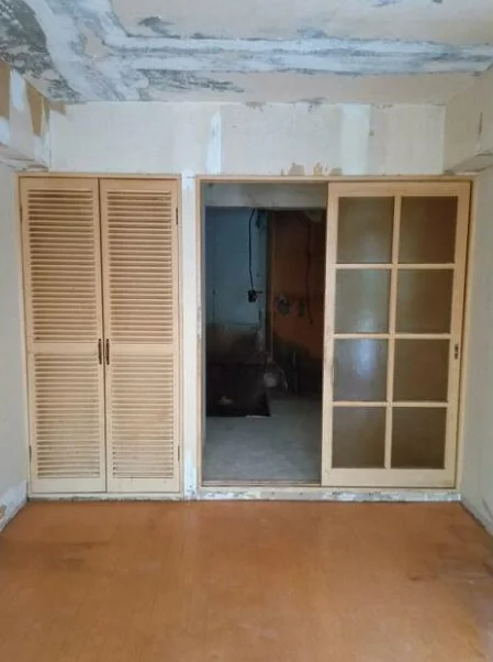 貸店舗(スケルトン)の内装