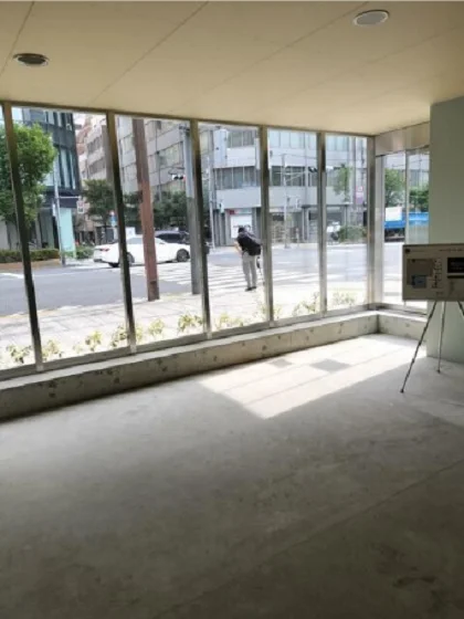 新日本橋のスケルトン物件の内装