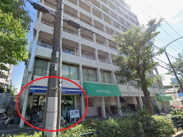 多摩川のスケルトン物件の外観