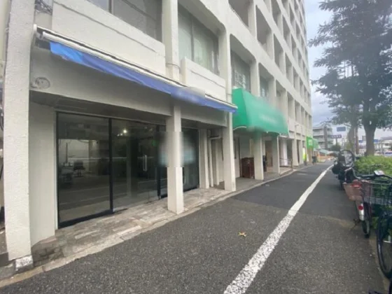 多摩川のスケルトン物件の外観