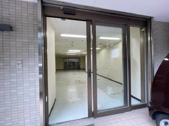 外苑前のスケルトン物件の外観