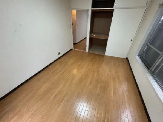 五反田の事務所仕様店舗物件の内装