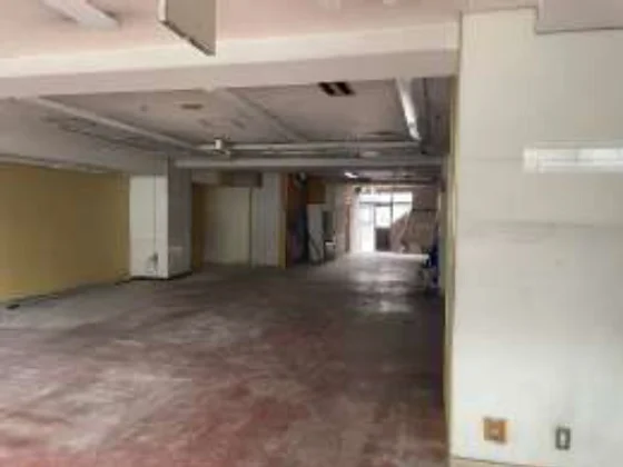 新狭山のスケルトン店舗物件の内装