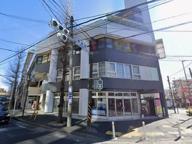 貸店舗(スケルトン)の外観