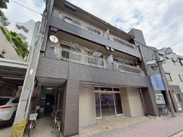 川崎大師のスケルトン店舗物件の外観