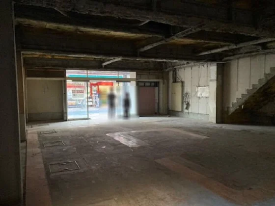 貸店舗(スケルトン)の内装