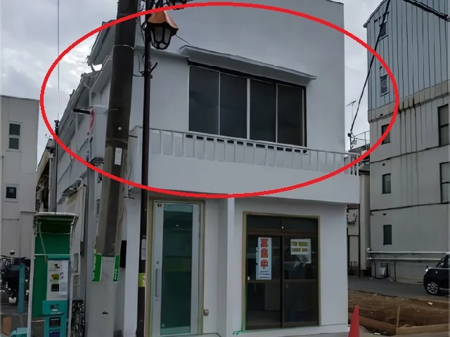 久米川のスケルトン店舗物件の外観