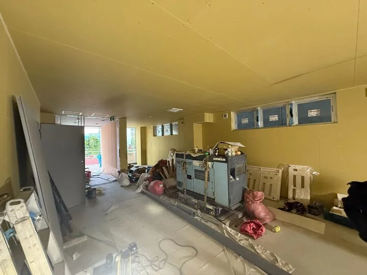 浜松町のスケルトン物件の内装