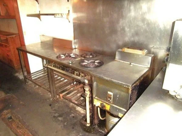 長原の和食居抜きの厨房