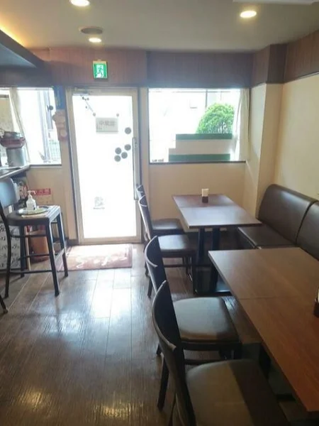 朝霞の居抜き店舗の内装