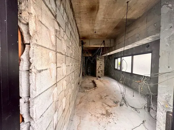 貸店舗(スケルトン)の内装