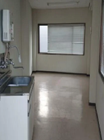 入谷のスケルトン物件の内装