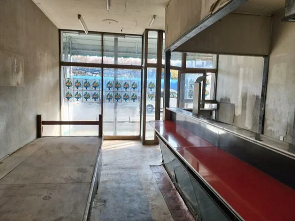 西新井大師西の中華料理居抜きの内装