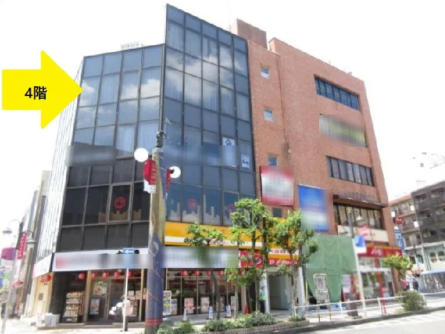 久米川のスケルトン店舗物件の外観