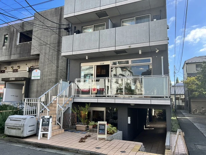 国立の居抜き店舗の外観