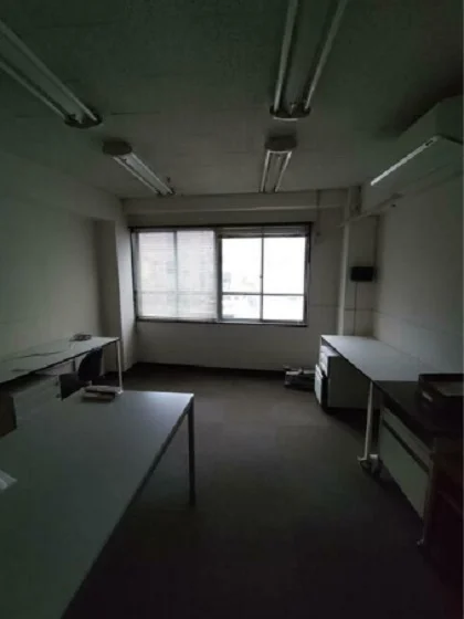 貸店舗(事務所仕様)の内装