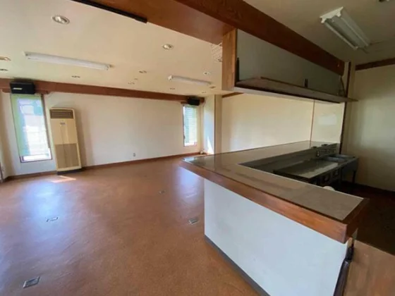 天王台のBAR・ショットバー居抜きの内装