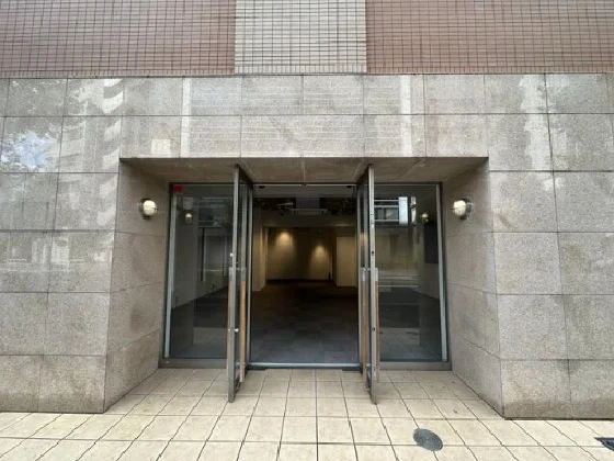 岩本町の事務所仕様物件の外観