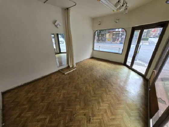 相模原の事務所仕様店舗物件の内装