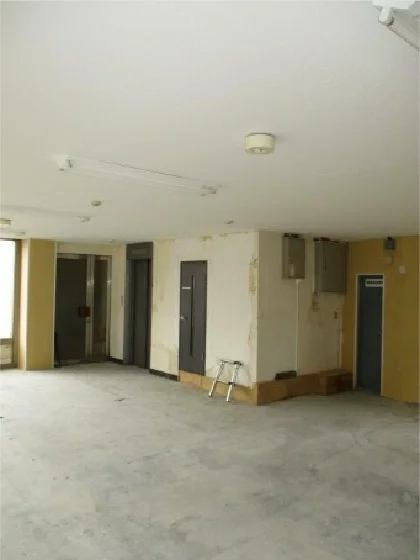 大塚のスケルトン物件の内装