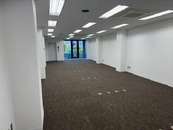 淡路町の事務所仕様物件の内装