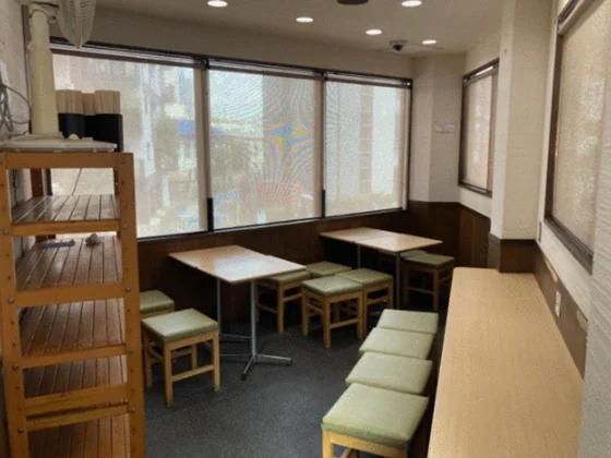 西新宿五丁目の居抜き店舗の内装