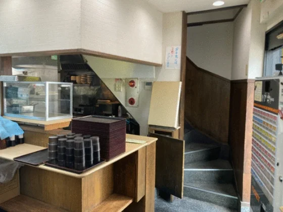 西新宿五丁目の居抜き店舗の内装