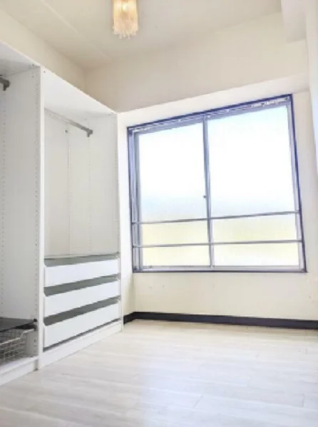 井の頭公園の事務所仕様店舗物件の内装