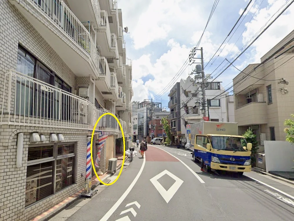 代々木八幡のスケルトン物件の外観