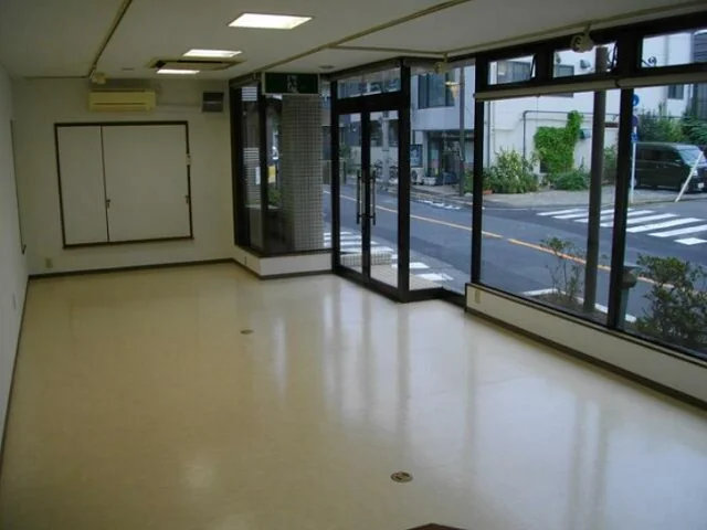 下井草の事務所仕様物件の内装