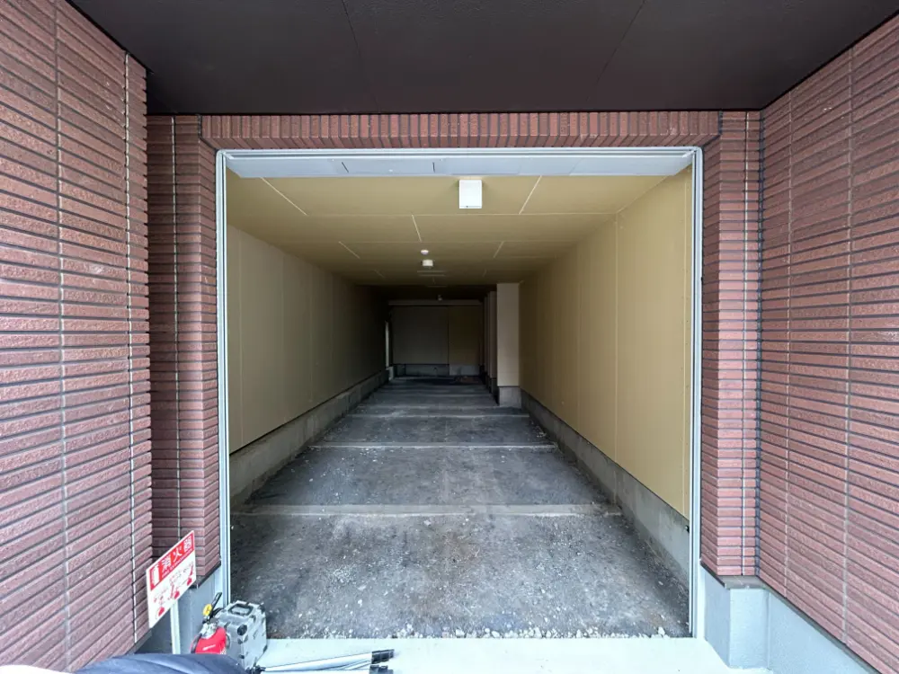 貸店舗(スケルトン)の内装