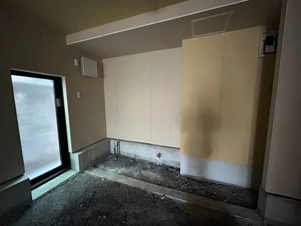 経堂のスケルトン店舗物件の内装