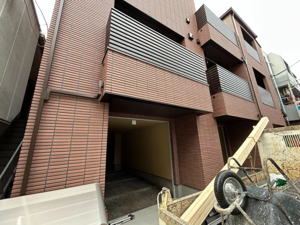 貸店舗(スケルトン)の外観