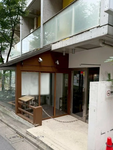 神泉のうどん・そば居抜きの外観