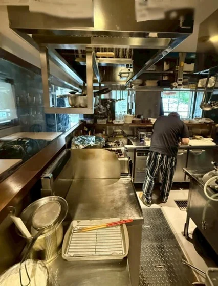 神泉のうどん・そば居抜きの厨房