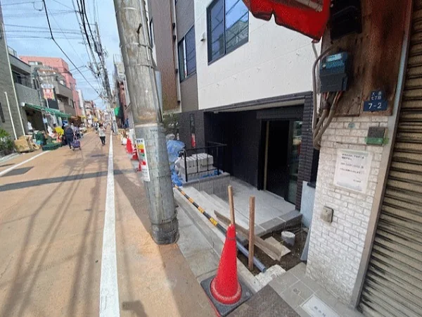 大島のスケルトン物件の外観