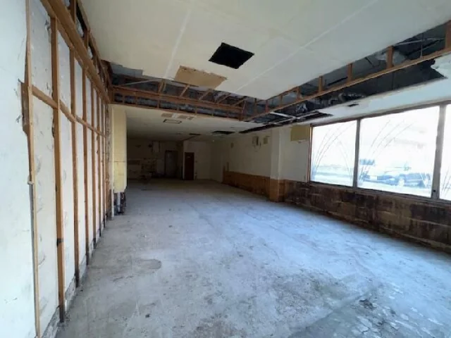 新松戸のスケルトン物件の内装