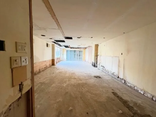 貸店舗(スケルトン)の内装