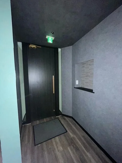 居酒屋の居抜き物件のエントランス