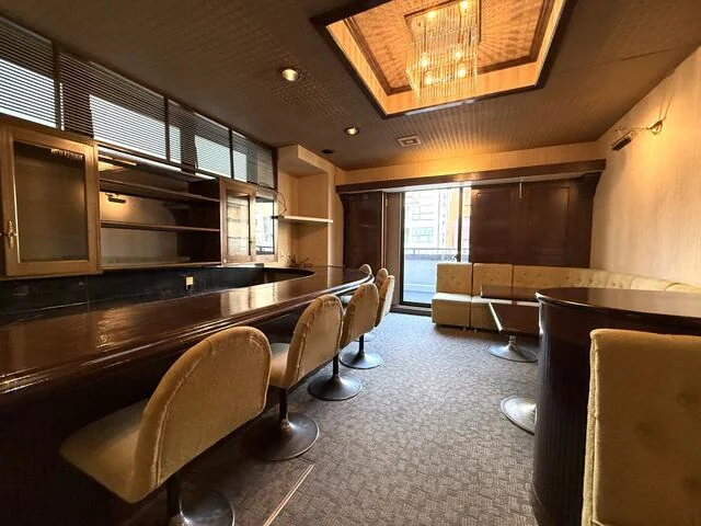 スナック・パブの居抜き物件の内装