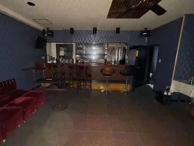 京王八王子のスナック・パブ居抜きの内装